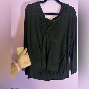 Terra & Sky Classic Black Top